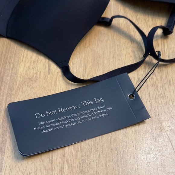 EBY - Pain Free T-Shirt Bra - Black - 32B - Picture 2 of 4